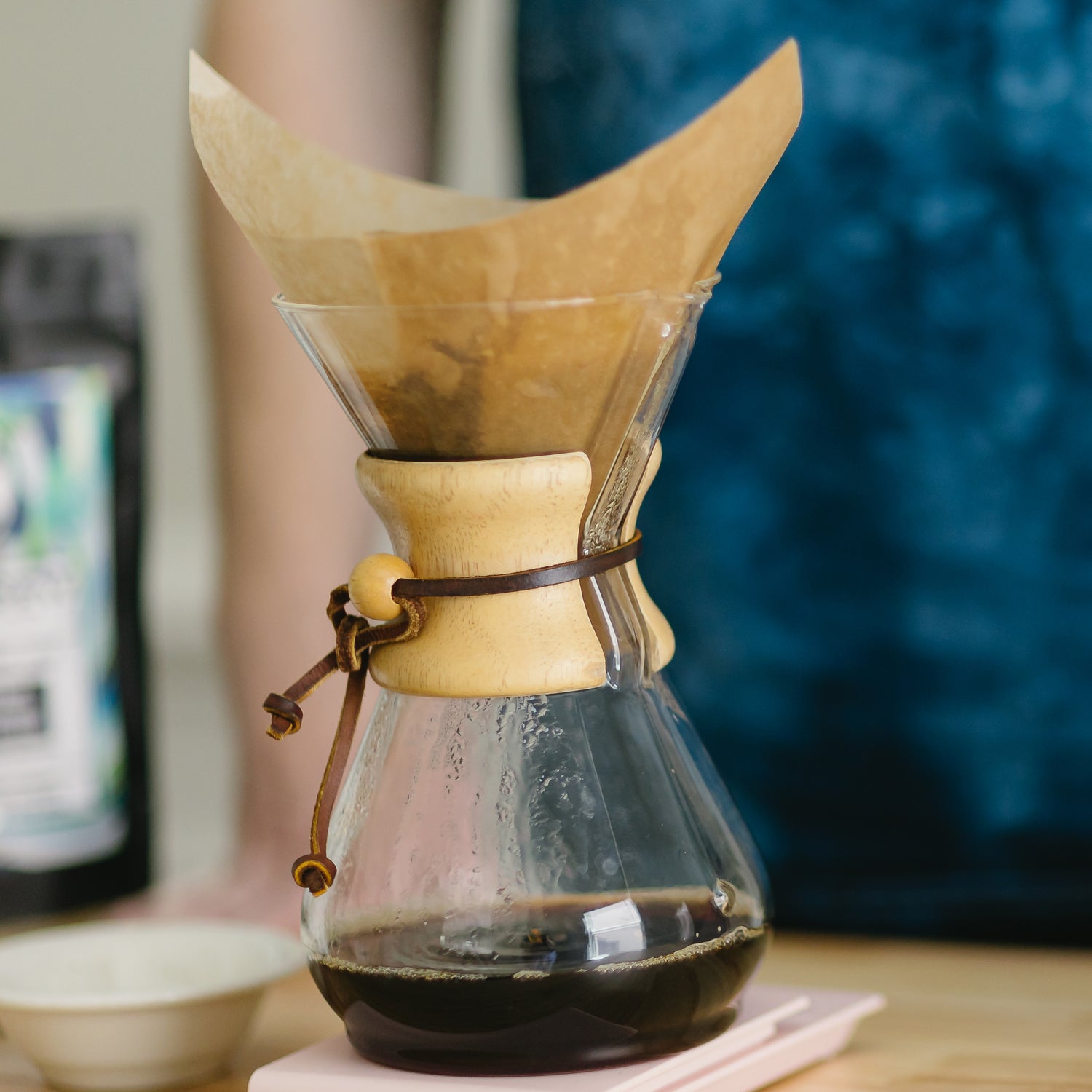 CHEMEX® Pour-Over 10 Cup Glass Coffee Maker – Bizarre Coffee